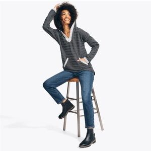 🌿Nautica XXL SOFT Black & White Hoodie